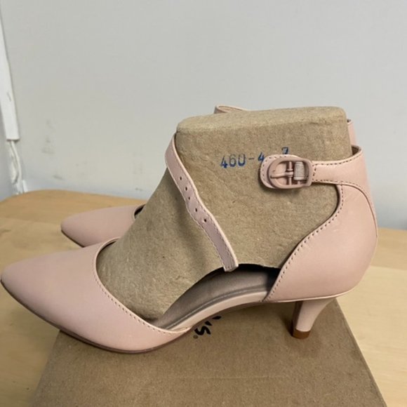 Clarks Pump Linvale Edyth Size 7 nude color - Picture 3 of 7